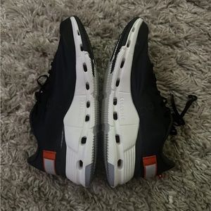 On Cloud Novas Women